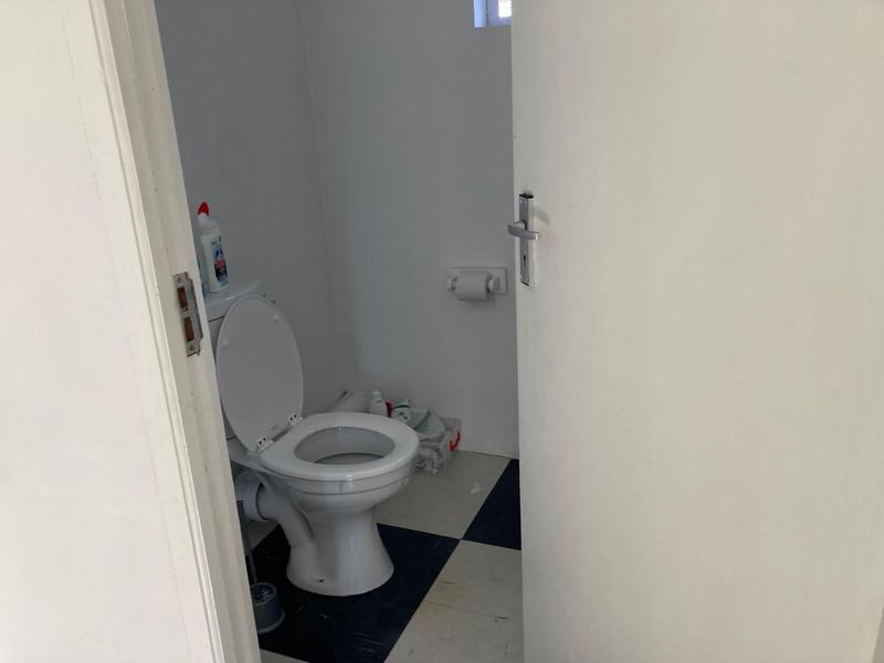 To Let Commercial Property for Rent in Walmer Eastern Cape